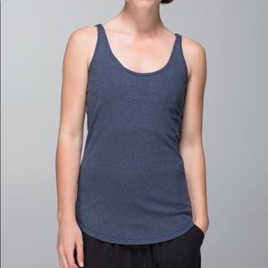 Lululemon Mudra tank in navy size 8